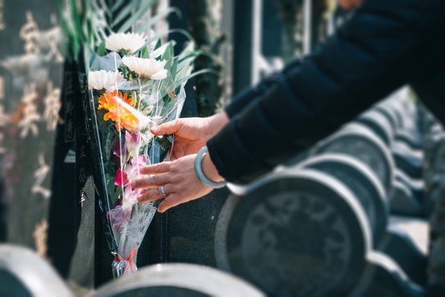 清明节是三月初一填坟有讲究吗,2023闰二月清明节当天可以扫墓么