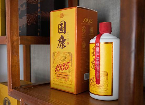 “高价收名酒”暗藏3种猫腻，行家：天上掉的不是馅饼，是陷阱