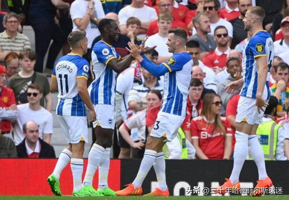 曼联0-3惨败伯恩茅斯,曼联2比0布莱顿c罗助攻