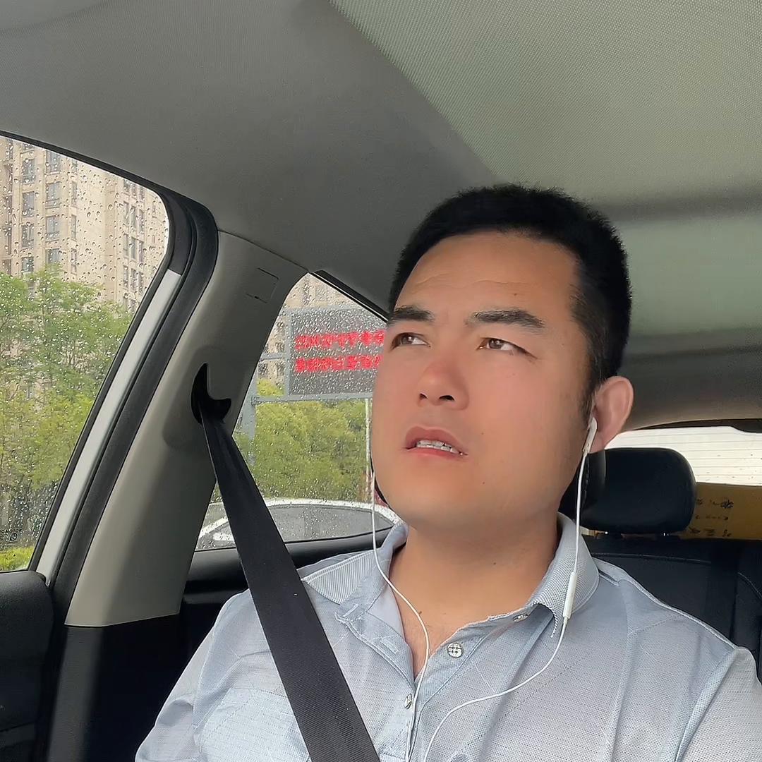 努力赚钱不是因为钱有多重要,努力挣钱的意义是什么