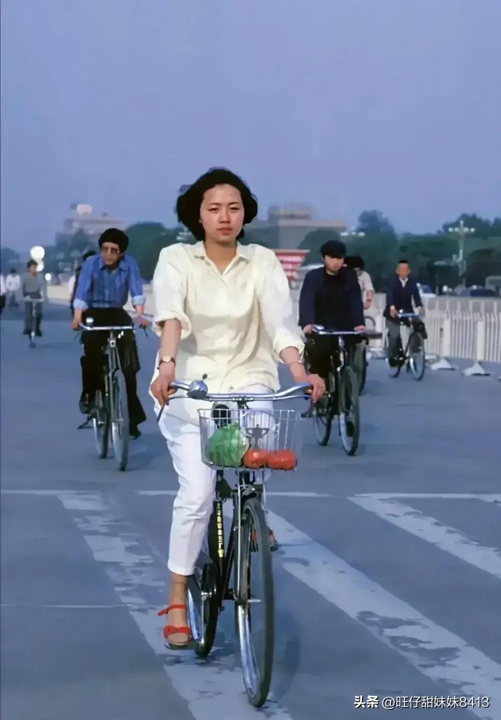 六七十年代凤凰自行车价格,70年代凤凰自行车价格及图片