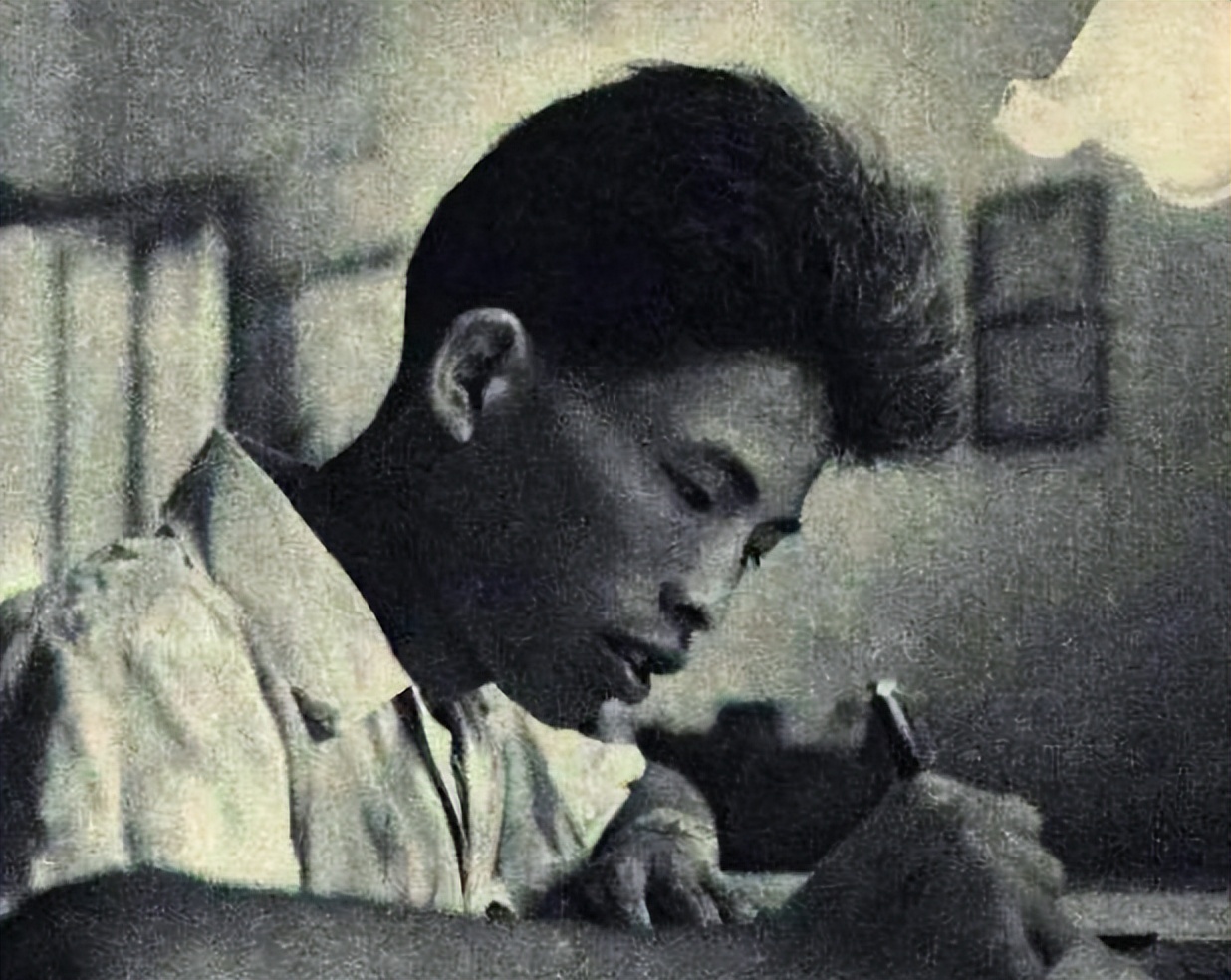 穷困而死的鲁迅发小闰土的后人今何在：孙子副处级，曾孙大专学历