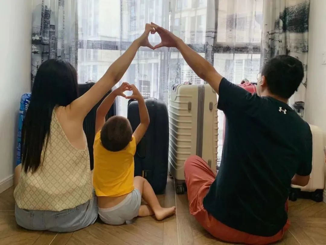 这次疫情带孩子去国外留学,因为疫情导致儿子没能回澳洲留学