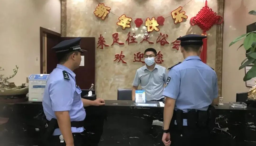 夏季治安打击整治“百日行动”丨尽锐出战！河南洛阳公安全力开展夏夜治安巡查宣防第二次集中统一行动