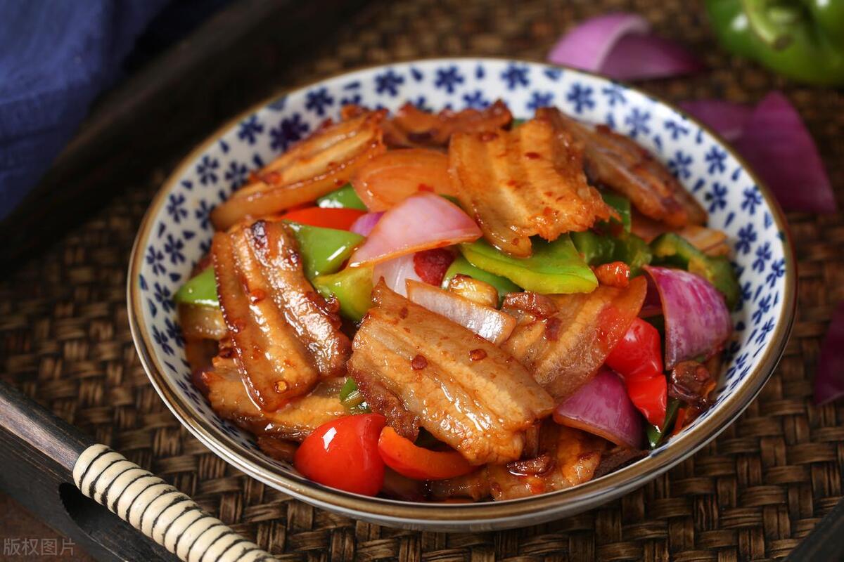 成都的特色美食推荐有哪些,成都美食攻略十大必吃排行榜