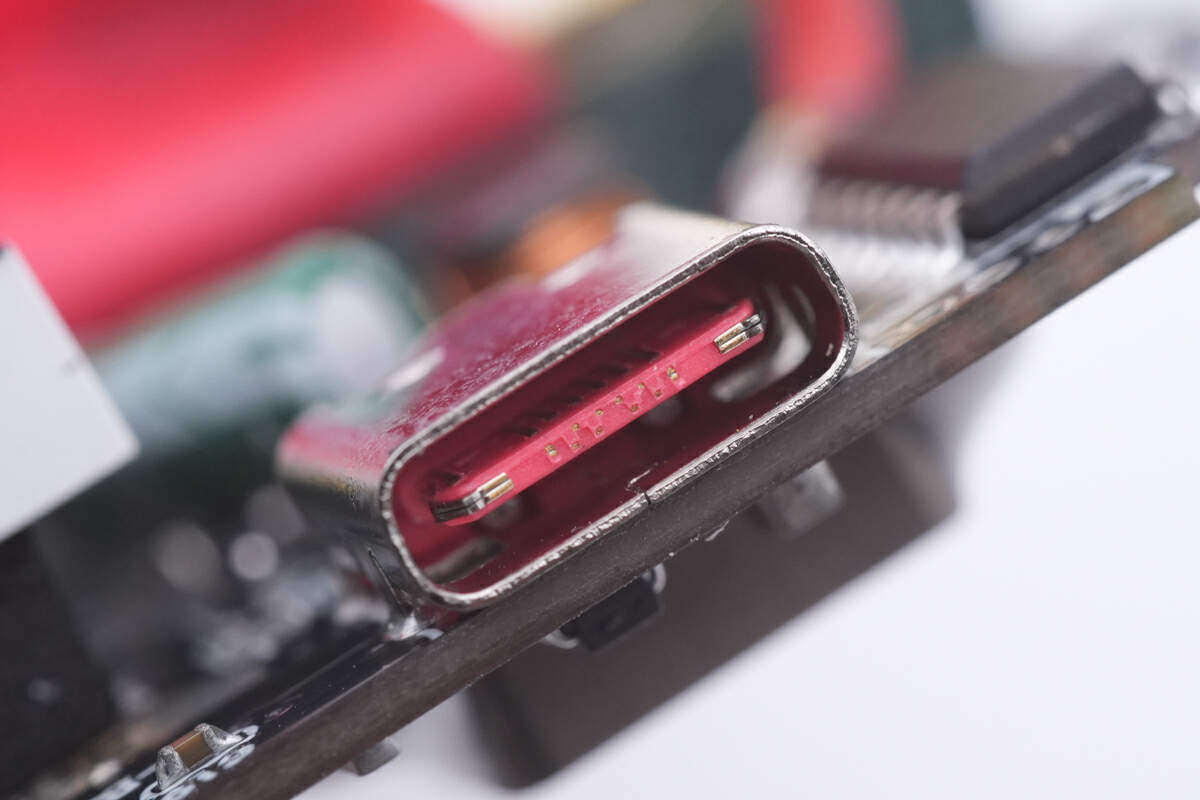 mophie磁吸充电宝拆解,希品快充专用充电宝