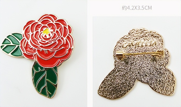 Justanly凝聚了女士对于纯洁、魅力与简约的期望！