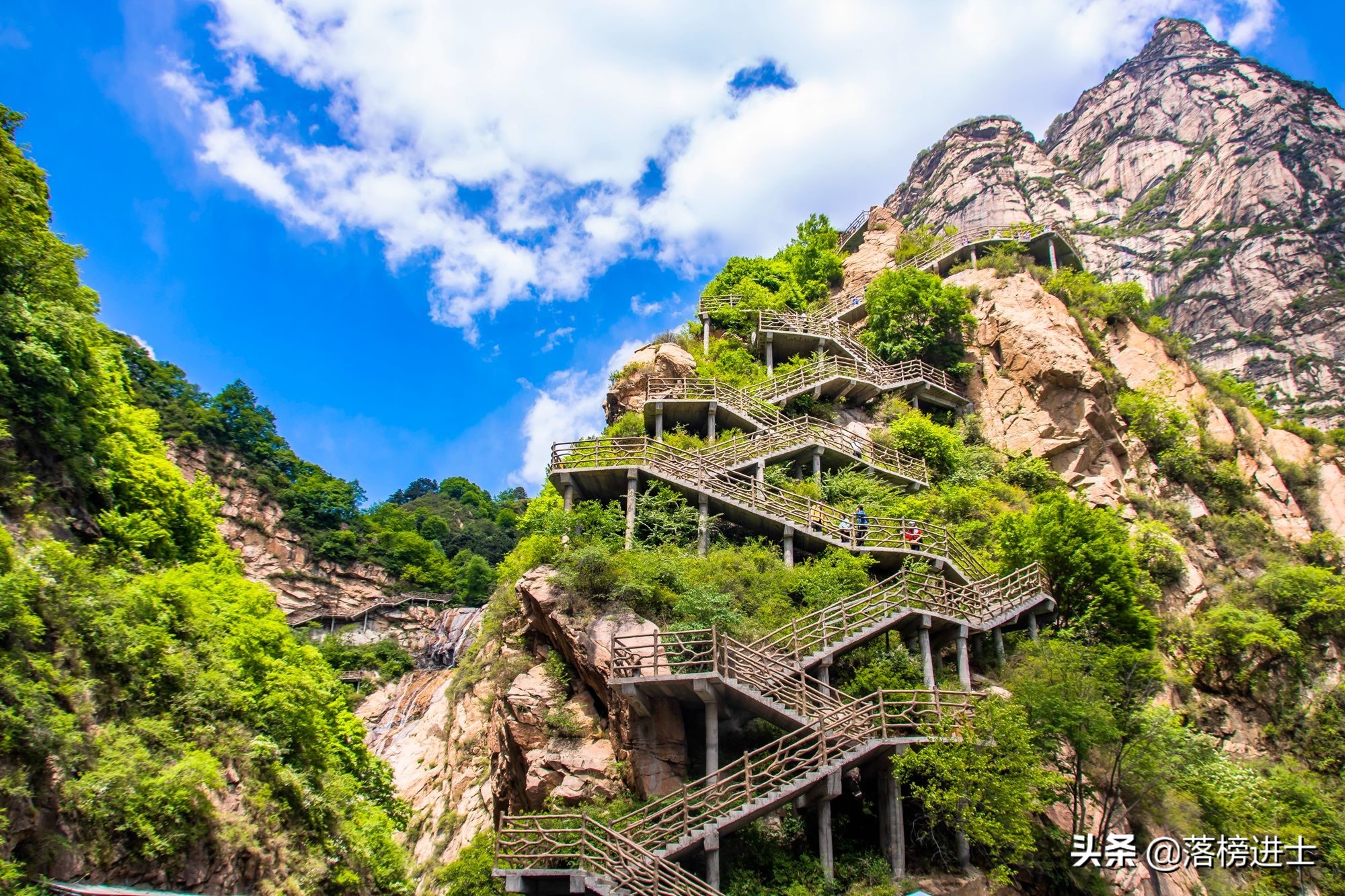 漫山花溪谷在石家庄什么地方,石家庄漫山花溪谷自驾游攻略