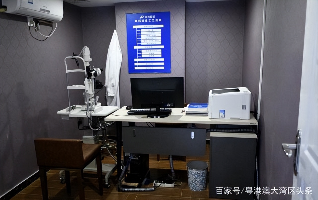 励志：在全国拥有几十家眼镜店的谢世岳，从小学生到明亮使者