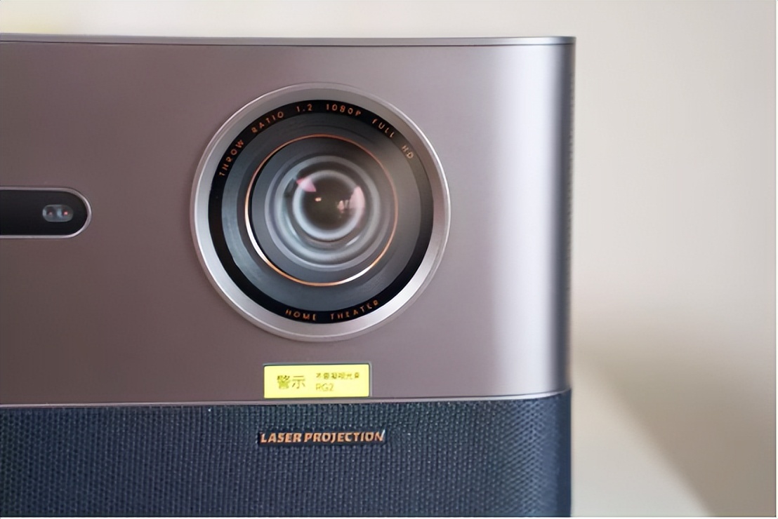 AOCL1S激光投影,比肩激光电视的投影仪