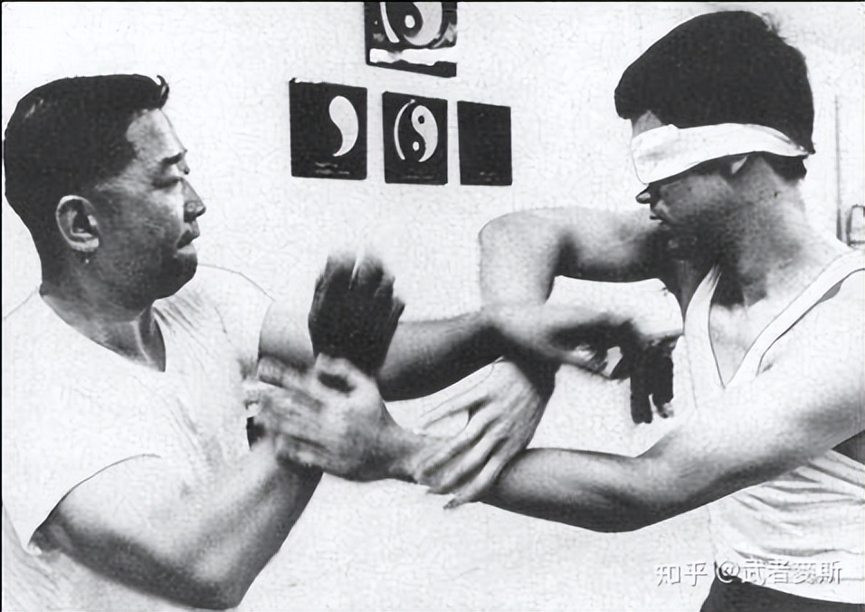 咏春能不能打败咏春,咏春是近战最厉害的功夫吗