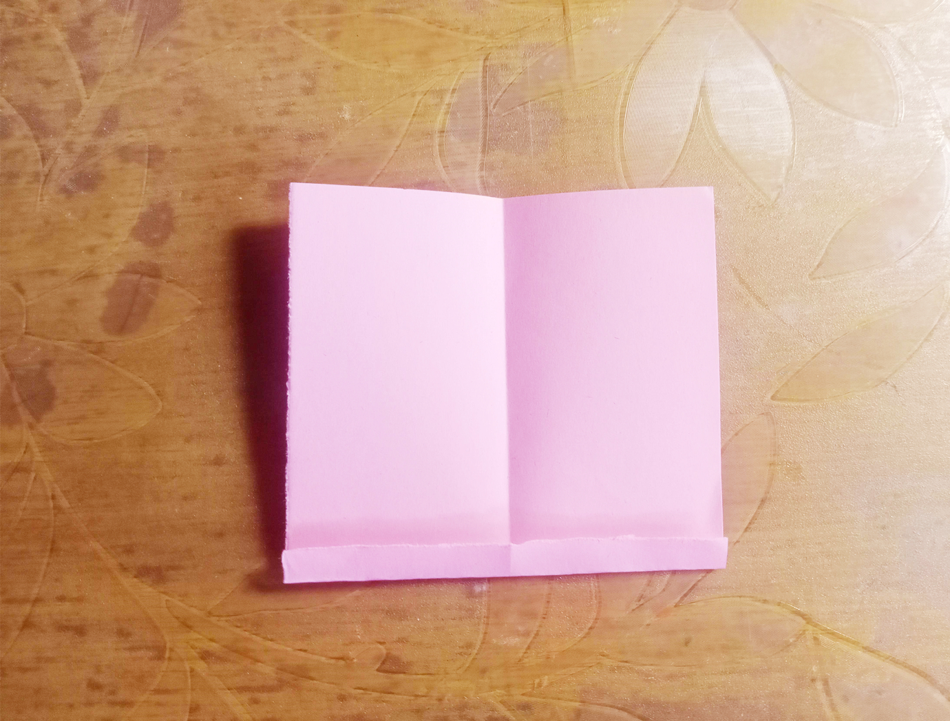 用纸折爱心气球,爱心气球怎么折