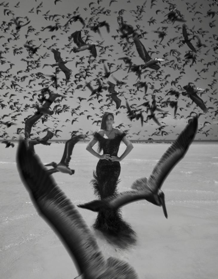 性感时尚的模特遇见大胆的时尚摄影师,会碰撞出怎样的性感火花?