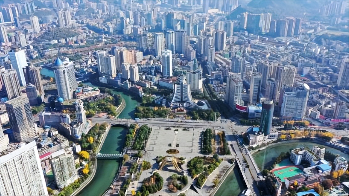 天眼观数博|投资创业看贵州：追“数”而来乘“云”而上