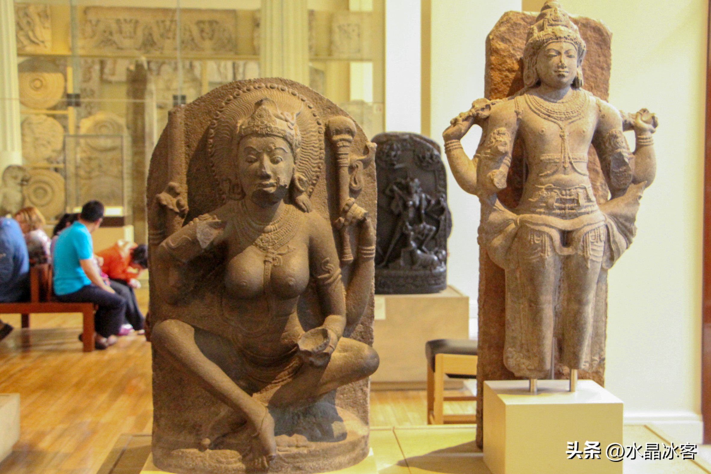 英国伦敦塔桥,英国行购物