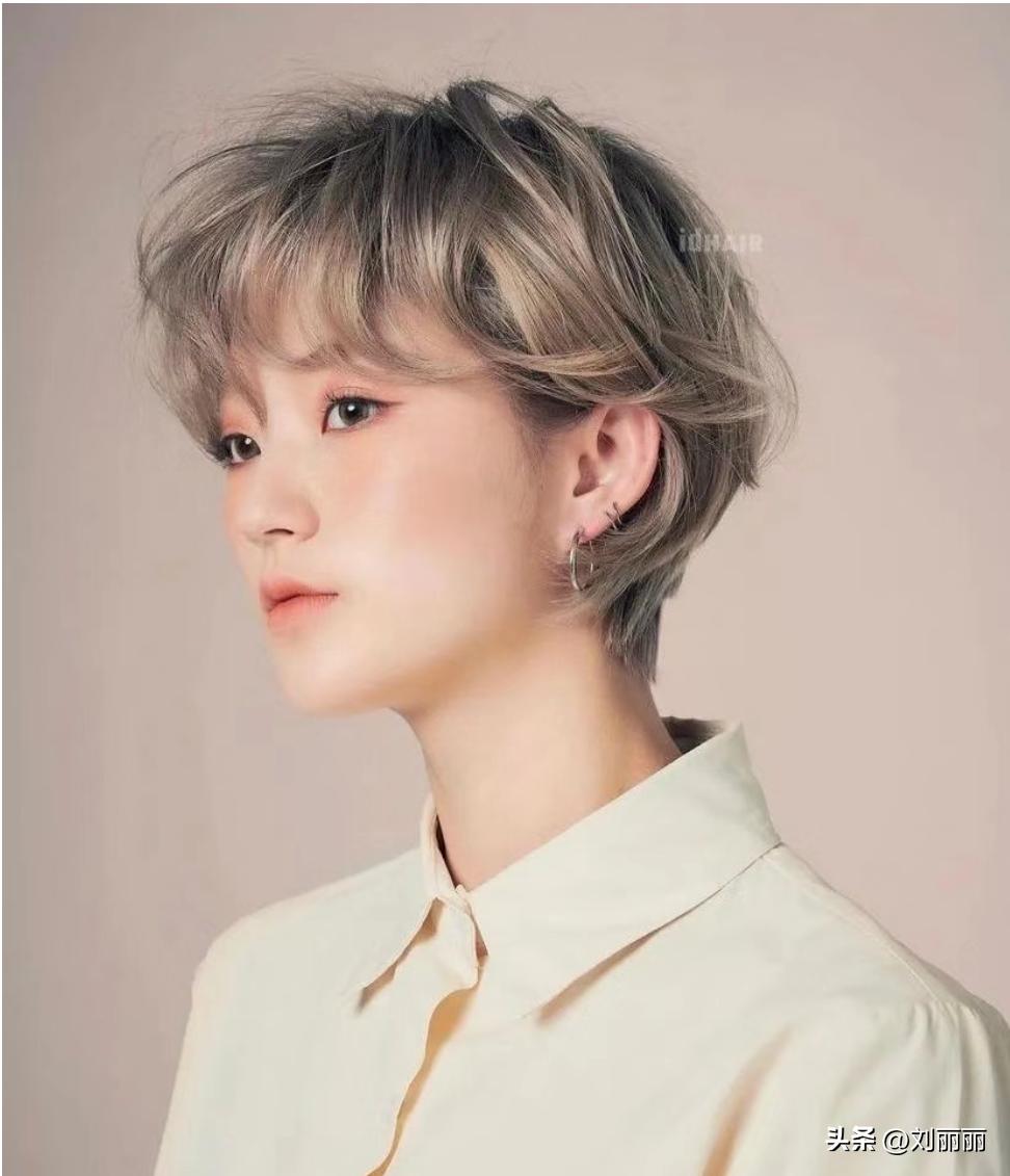 一分钟就能搞定的流行发型太美了,最适合剪的20款发型