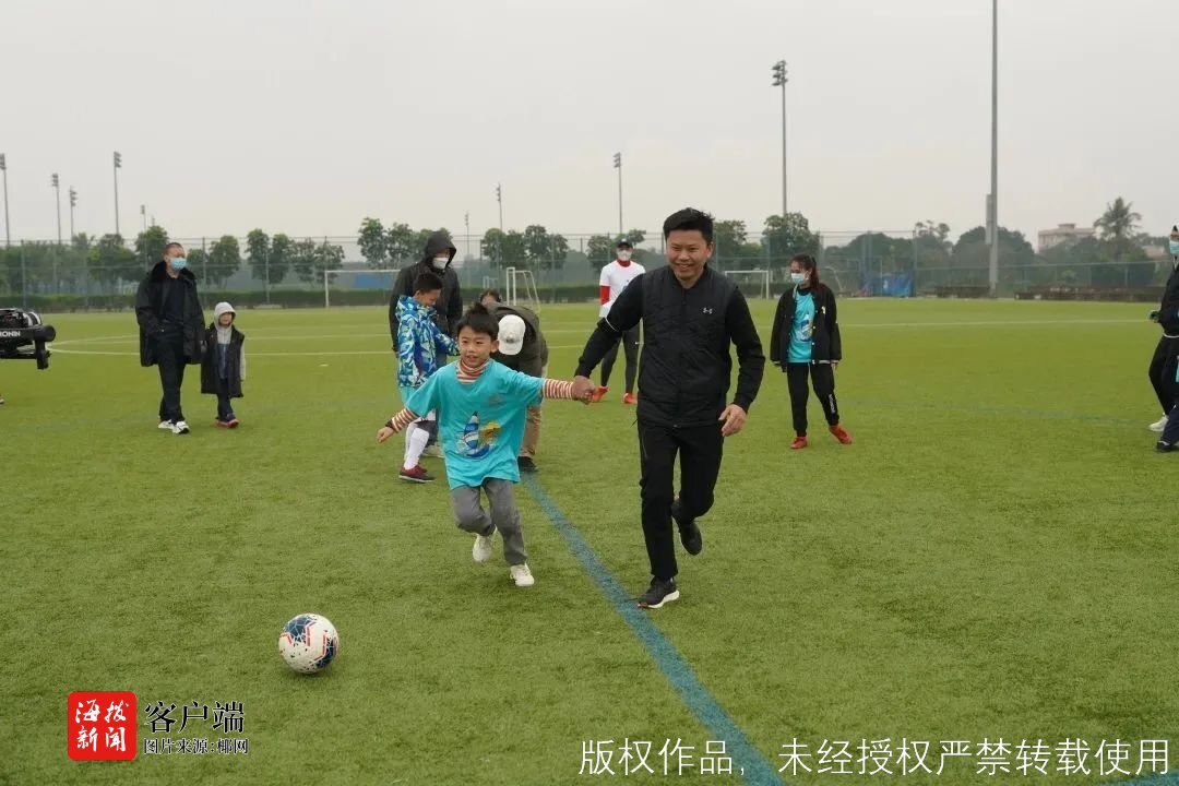 篮球乒乓球游泳夏令营,篮球训练营青少年体验课