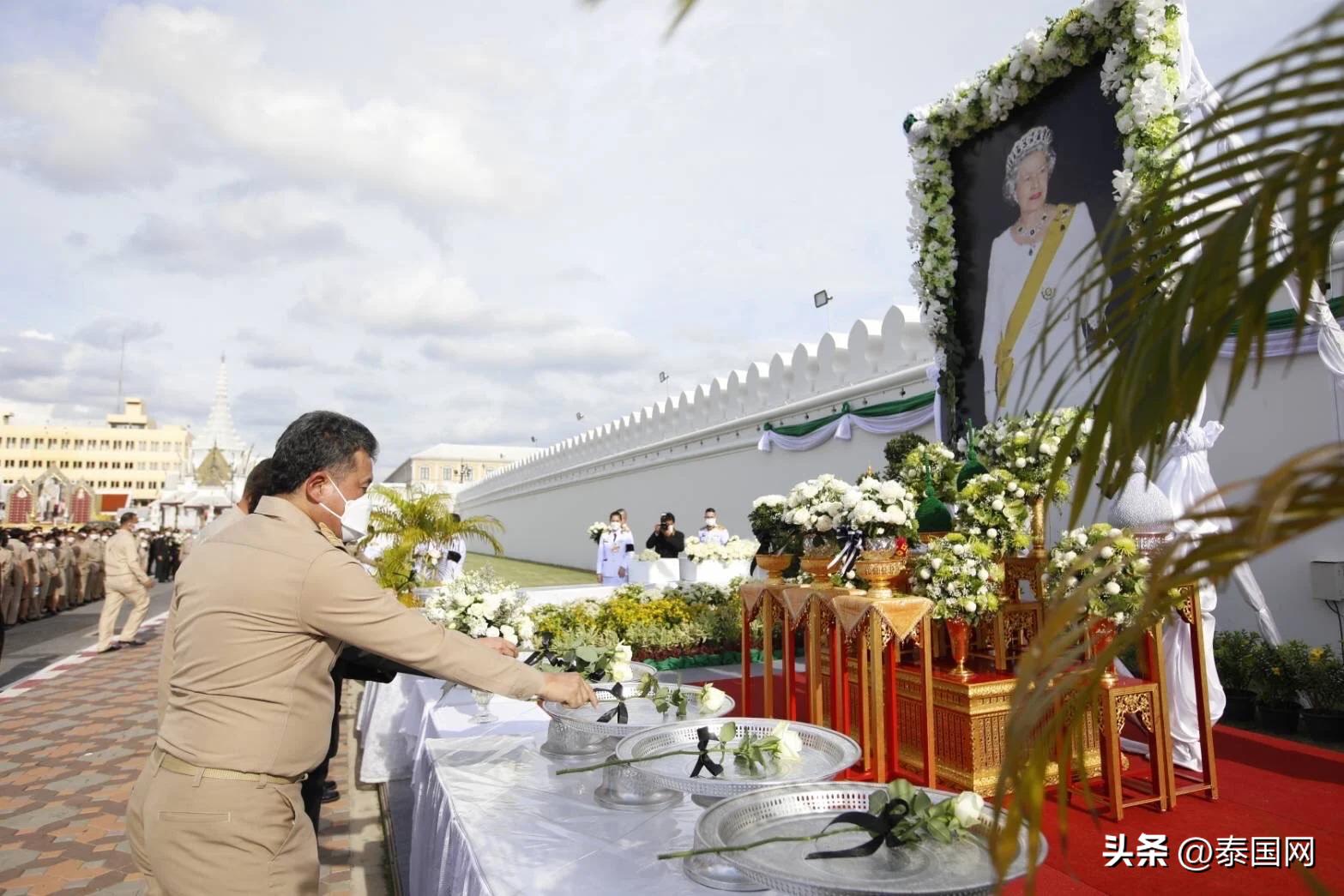 泰国悼念国王,泰国国王去世民众有什么悼念仪式