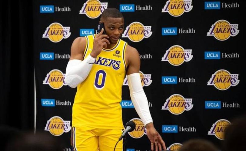 威少的最新交易消息今天,砸手里的球星