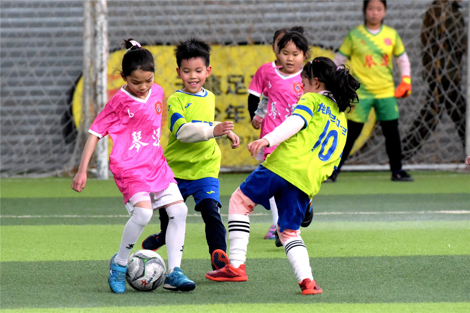 桂林市秀峰区中学生足球比赛,桂林市七星区小学乙组足球赛