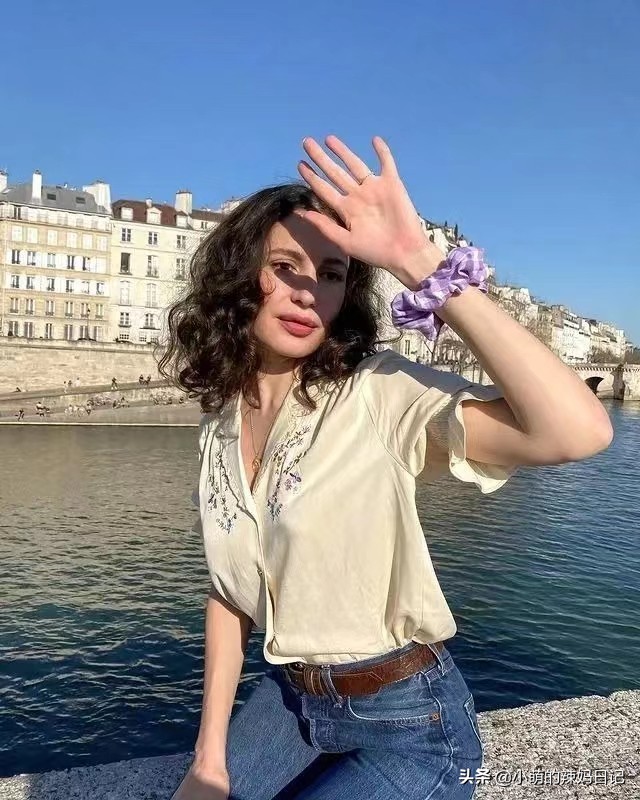 女人不管穷与富家一定要干干净净,女人不管家里多穷都不要拼命做事