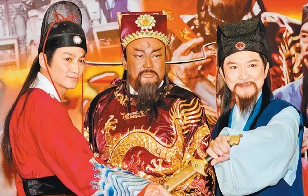 62岁何家劲有女儿吗,何家劲的一生年轻童年是怎么过的