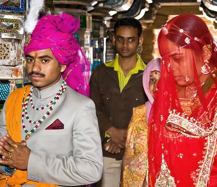 印度“*伦乱**之国”的坏名声是怎么来的？这些现象，为何屡禁不止？