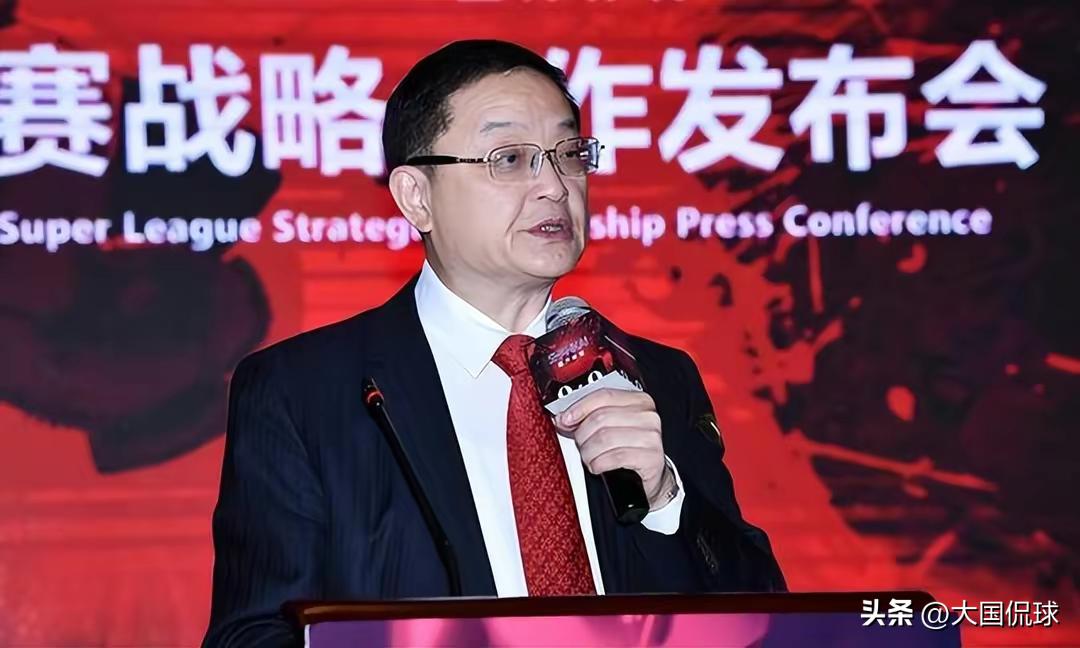 ​李铁立功！曝足球反腐百人落网，终极大鱼涉案30亿，纪委雷霆出击