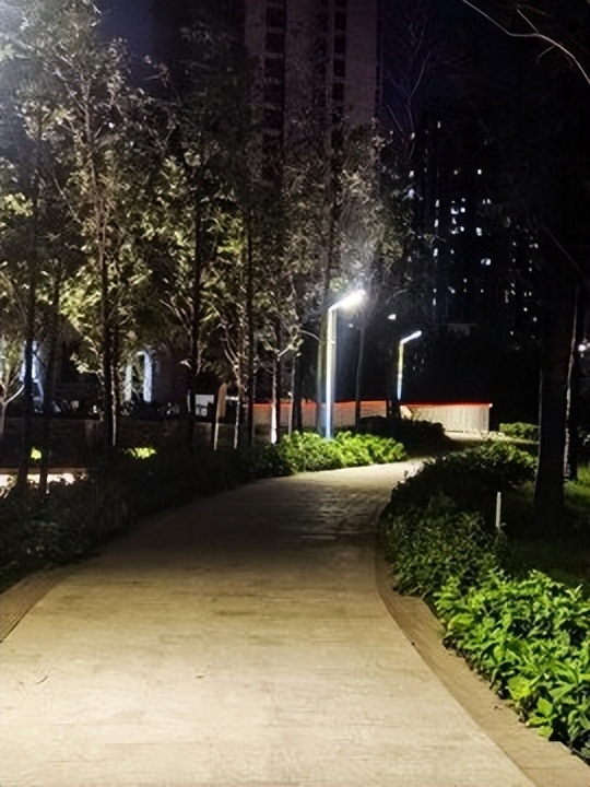 景观灯具布局要点,怎样布置庭院景观灯