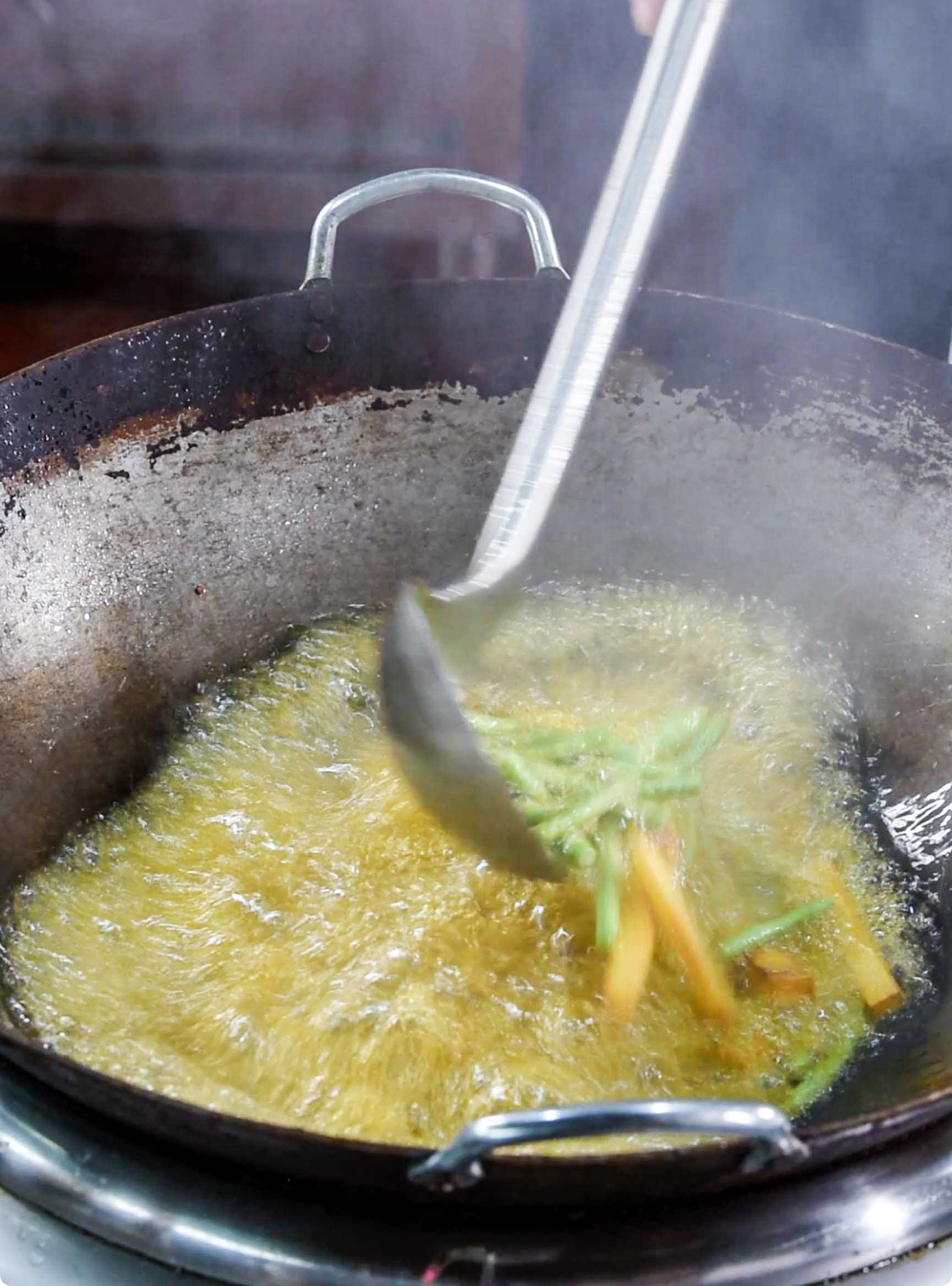 土豆豇豆的家常做法下饭菜,土豆豇豆的做法家常菜