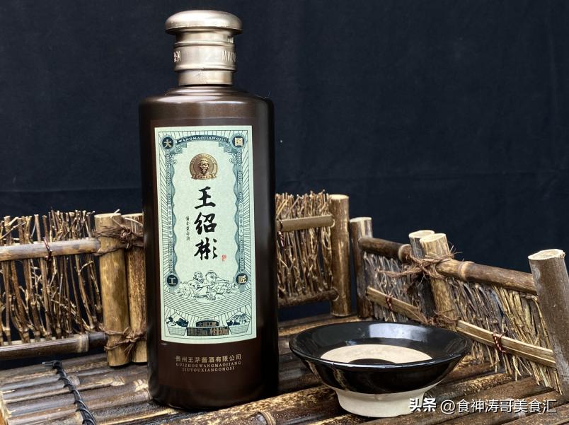 包装太丑惨遭嫌弃的四大良心白酒,被包装耽误的十款好喝的白酒