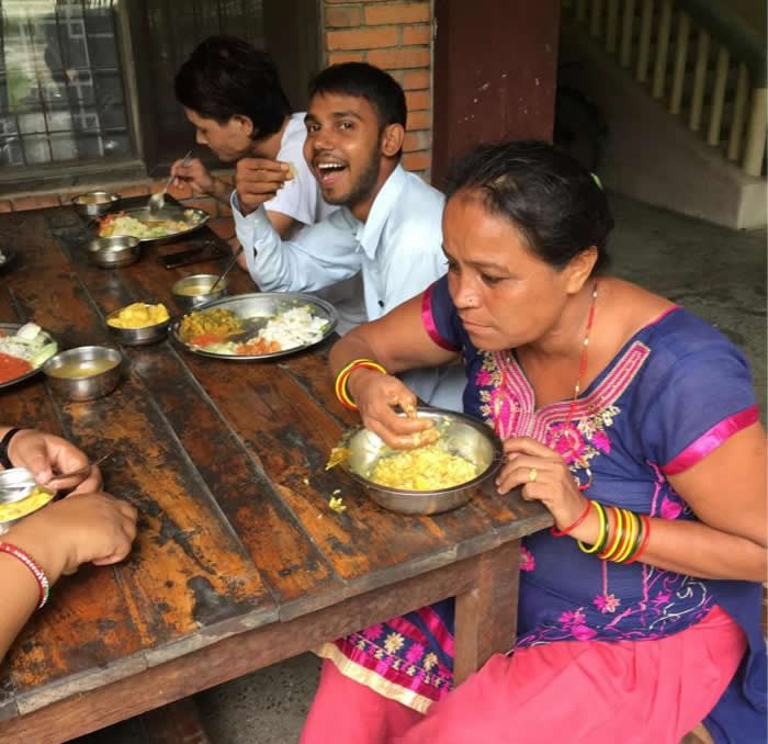 尼泊尔娶三姐妹当老婆的人,尼泊尔一妻多夫婚姻制度