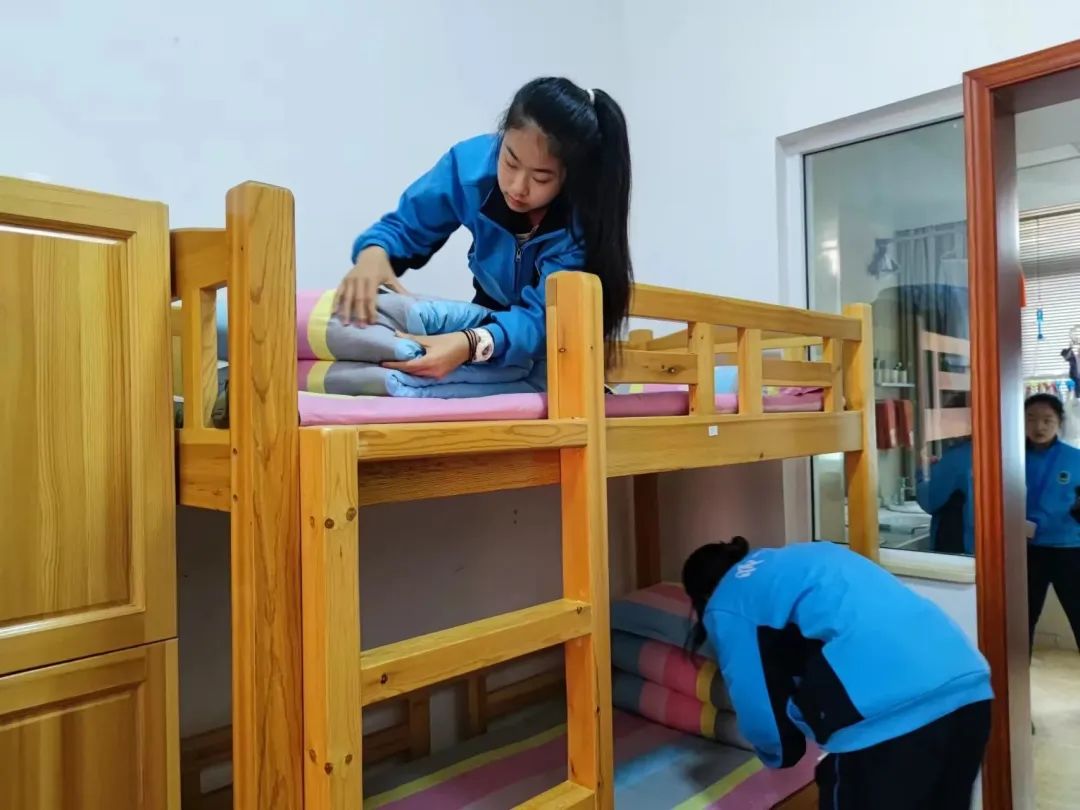 热血少年,百炼成钢!天府师一国防教育活动火热开展