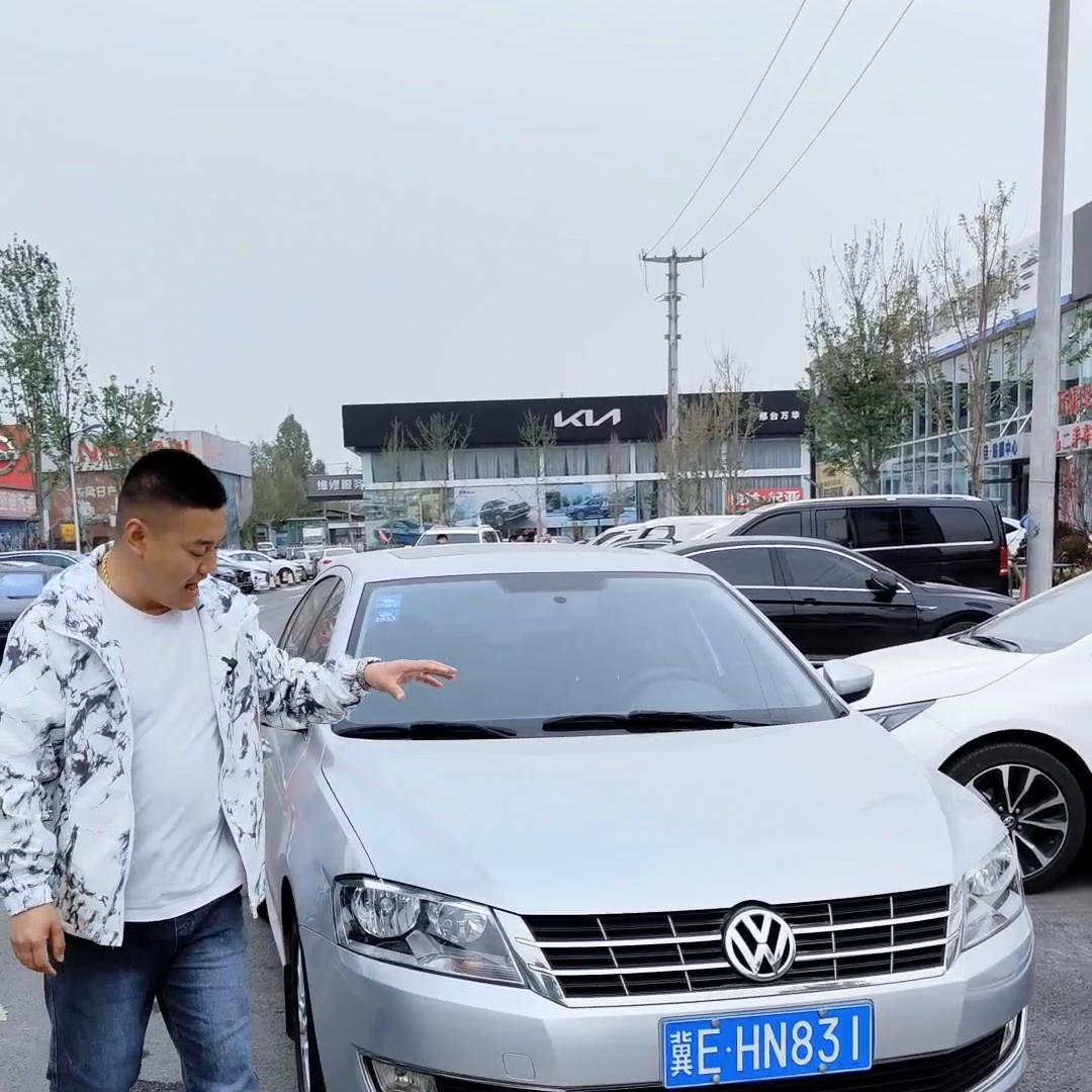 关注我带你了解更多二手小汽车