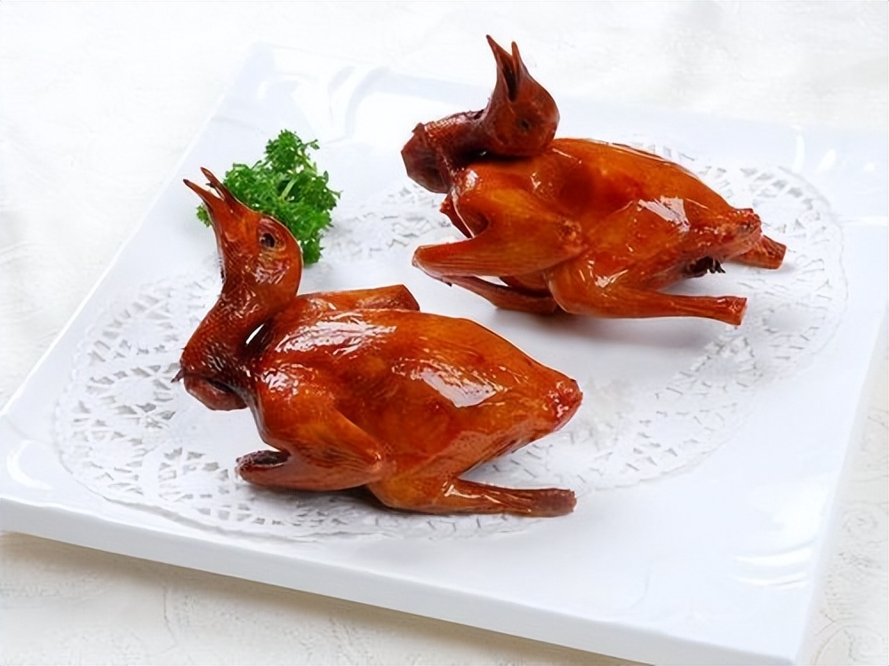 农村阿姨吃酒席,农村酒席阿姨做菜视频