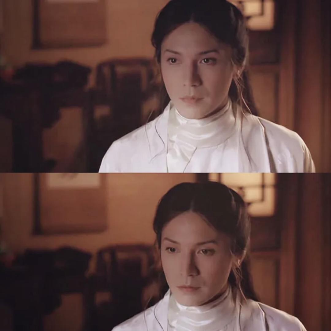 胡茬红唇，救命，代言化妆品的男明星太吓人了