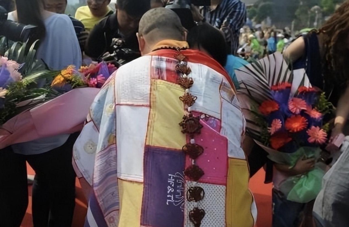 素全法师破三戒佛菩萨会怪罪吗,素全法师在汶川地震中连破三戒