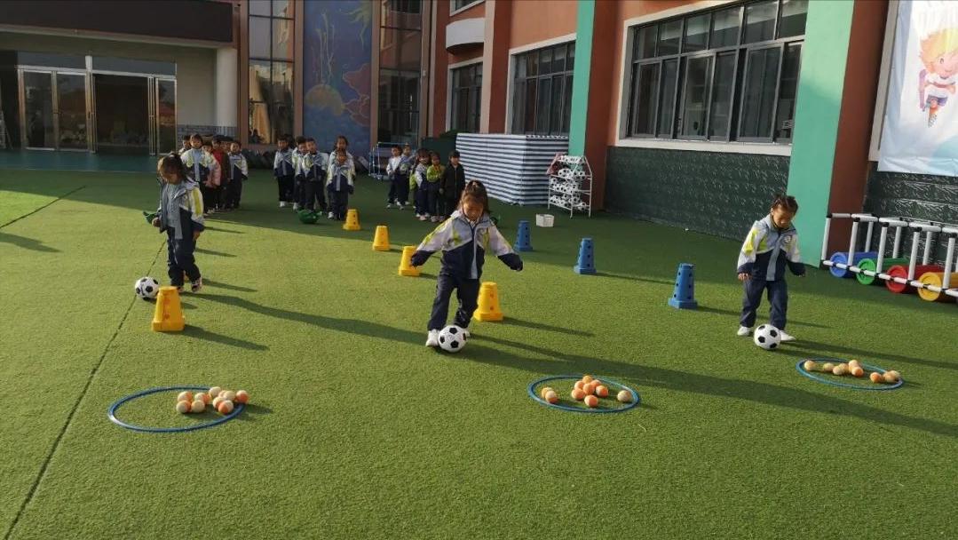 阜南县田集镇中心小学足球队比赛,阜南足球联赛