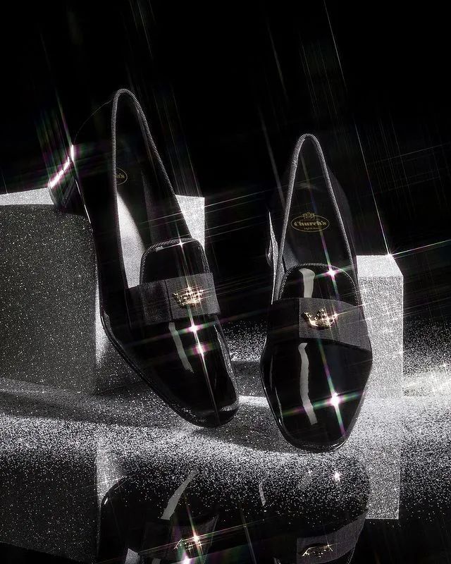 为什么有品位的人都在实体店买鞋,为什么有品位的人要看鞋