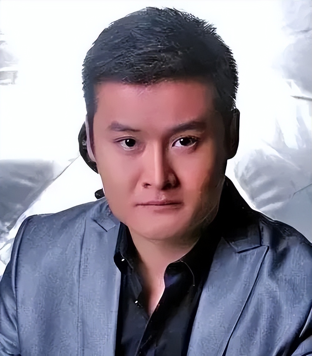 足球解说员贺炜恭喜梅西夺冠,贺炜经典催泪解说词梅西