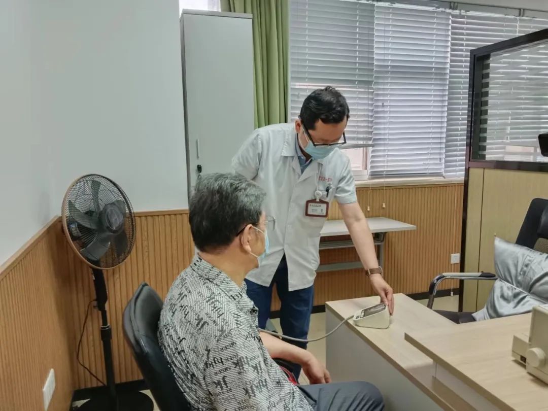 一间温暖的小店遇见温暖的你们,遇到温暖的人传递温暖