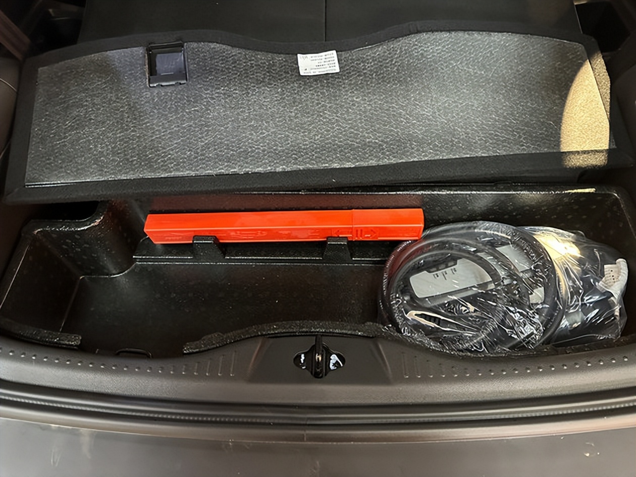 奇瑞小蚂蚁301真爱版plus,奇瑞小蚂蚁301公里半糖版评测