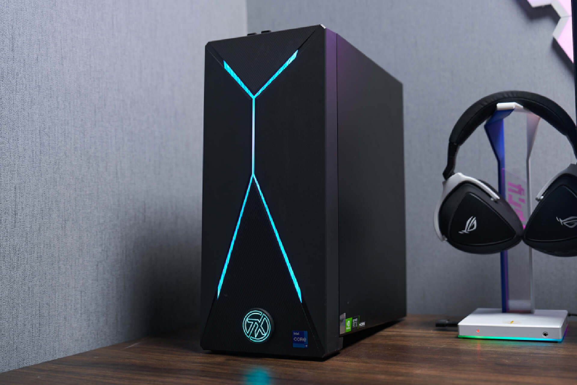 华硕天选x2023台式机改装,华硕天选x2023台式加硬盘