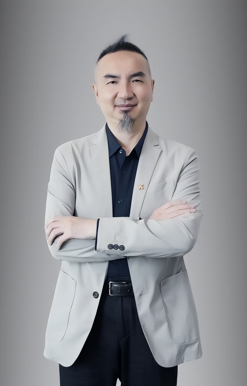 周炼城——步一个脚印，让益力矿泉水重回巅峰