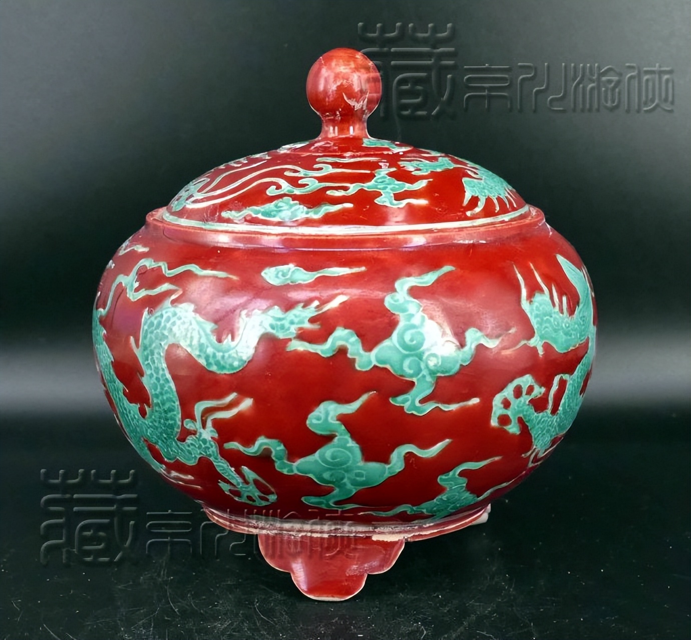 馆藏成化斗彩龙纹天字罐真品图,成化斗彩三爪龙纹真品图