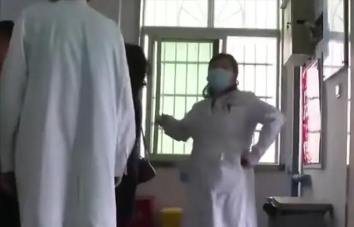 莆田医院的丈夫，给保姆8套房，妻子抗议，儿子：闭嘴，少管闲事