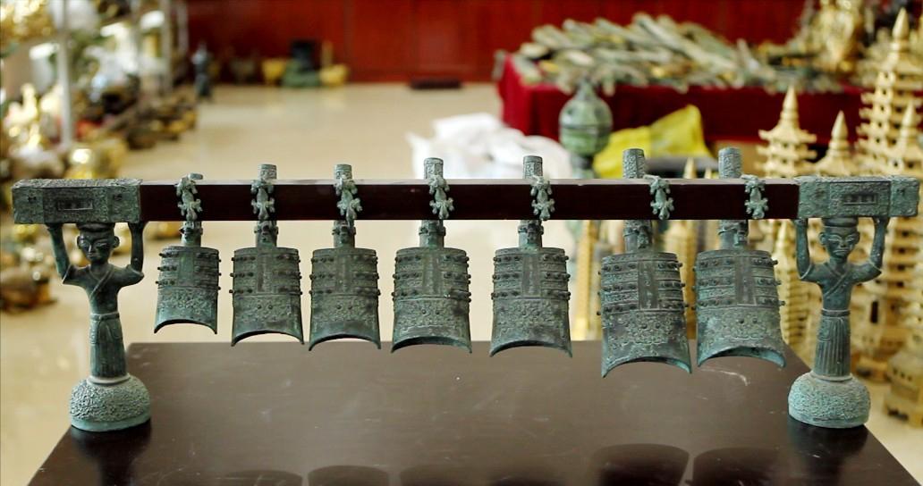 “造假教父”方兴庆：带领全村靠造假脱贫，警察找上门也没办法