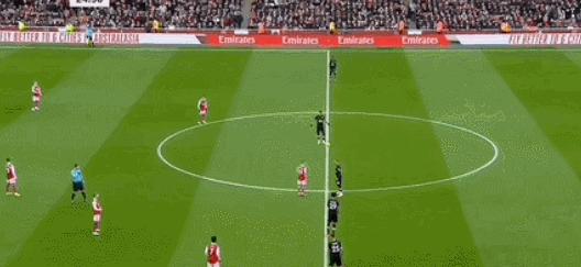 3-2!阿森纳逆转绝杀第19名领先曼城5分内尔森爆杆世界波制胜