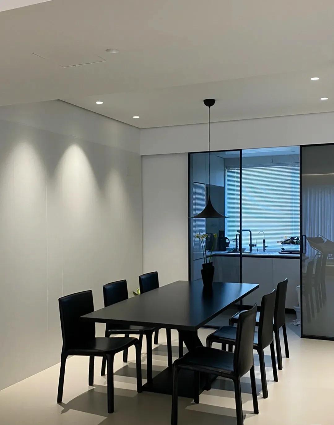 近日浙江一女子晒出自建房,辽宁一女子晒160新家装修