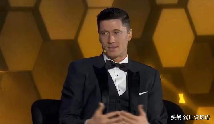 梅西拿奖c罗,c罗莱万争欧洲